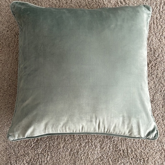 J. Queen Collette Euro Pillow Cover - Picture 8 of 9